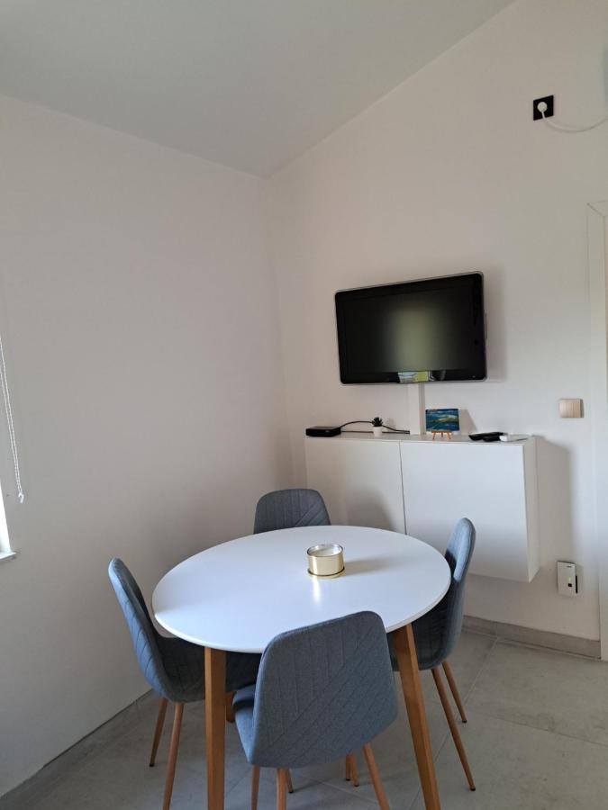 Apartament Mala Smokva Vir Zewnętrze zdjęcie
