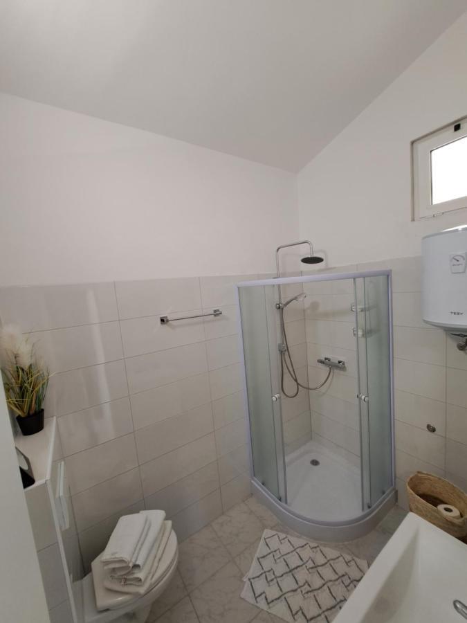Apartament Mala Smokva Vir Zewnętrze zdjęcie