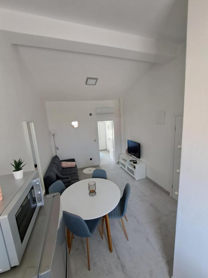 Apartament Mala Smokva Vir Zewnętrze zdjęcie