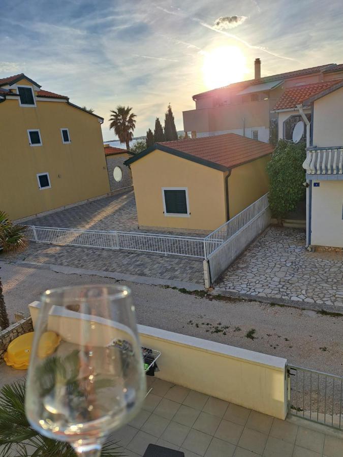 Apartament Mala Smokva Vir Zewnętrze zdjęcie